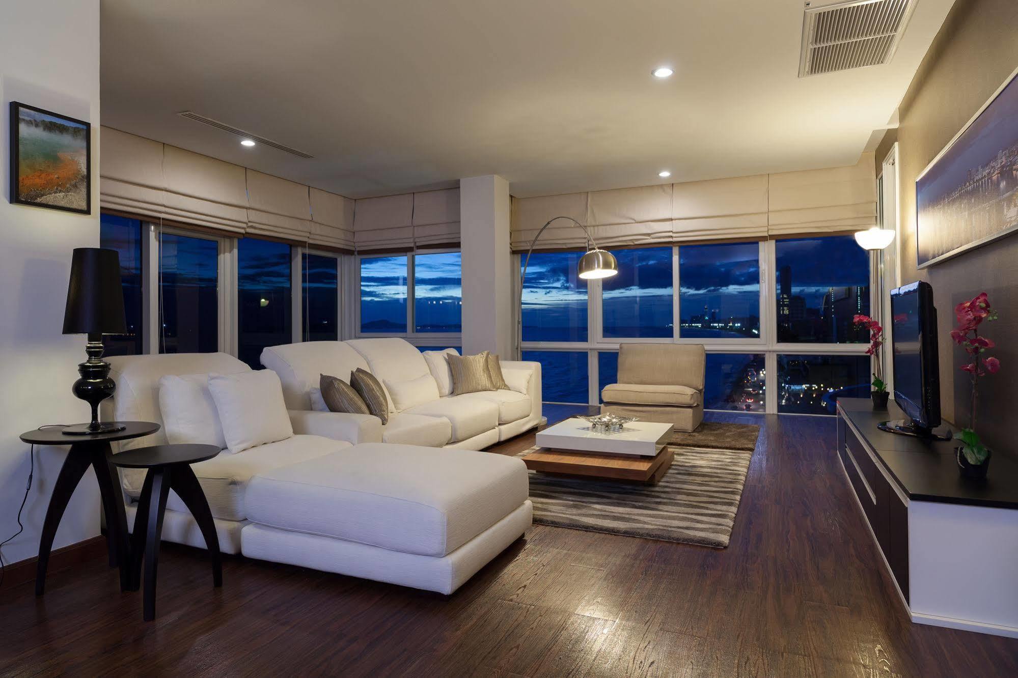 Musselana Condominium ジョムティエンビーチ エクステリア 写真